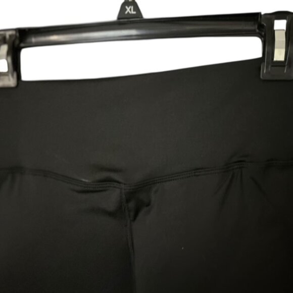 Courageous Black Straight Leg Leggings-Size L-Foam Butt Pads That Shape & Round - Picture 7 of 9